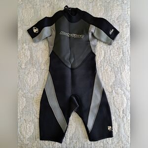 Body Glove Black and Gray Wetsuit Shorty Junior 12